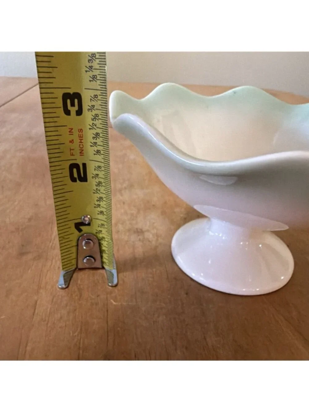 Tachikichi Vintage Pedestal Desert Candy Dish Ice Cream Bowl Scalloped Green